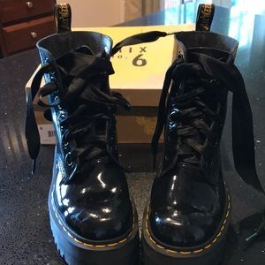 DR MARTENS Black Boots